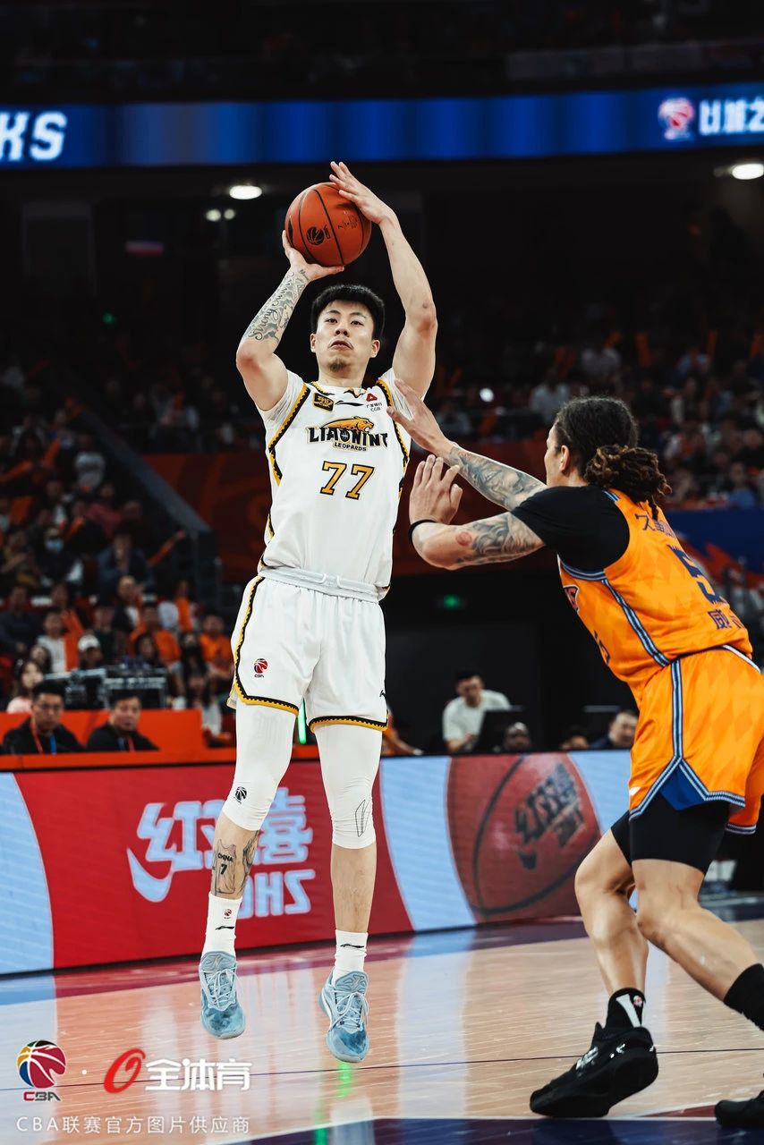 上海久事迎CBA常规赛关键赛，冲刺阶段外线爆发，信心回归，心理建设被强调的简单介绍
