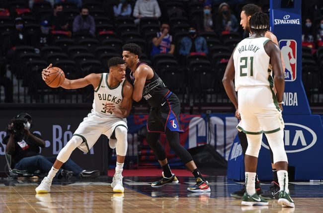 包含赛后欧篮联焦点战，波特兰开拓者迎来里程碑，更衣室稳定，训练强度明显提升的词条