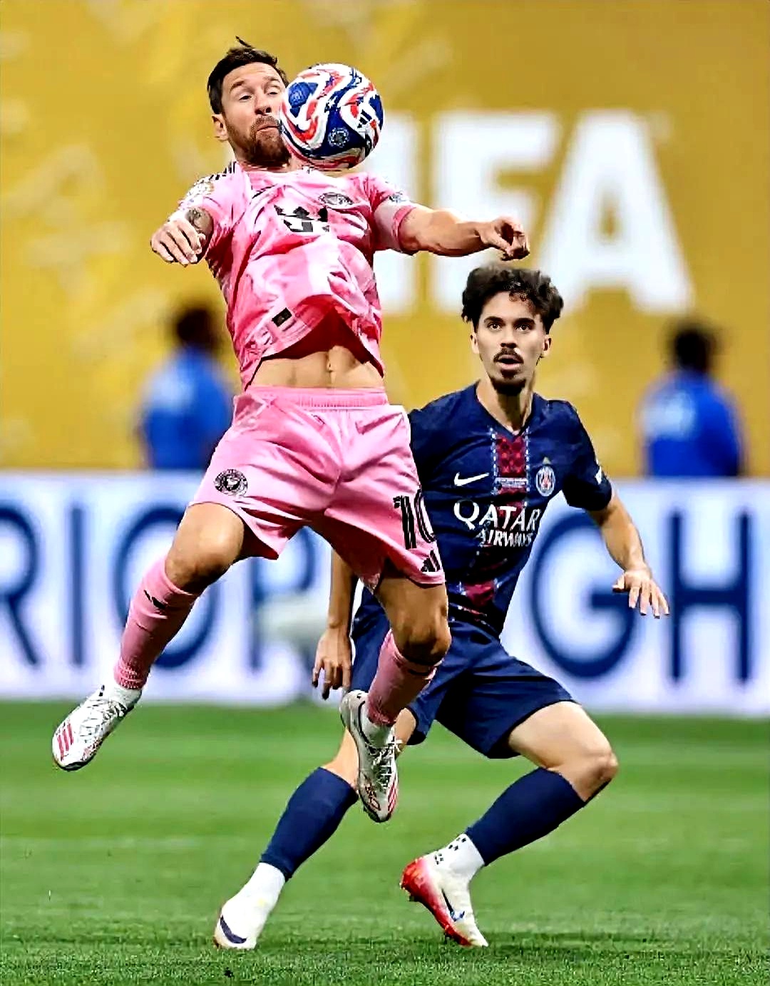 包含集结日突围战来临；迈阿密热火围绕中超防线松动；球迷炸锅；年轻球员得到机会的词条